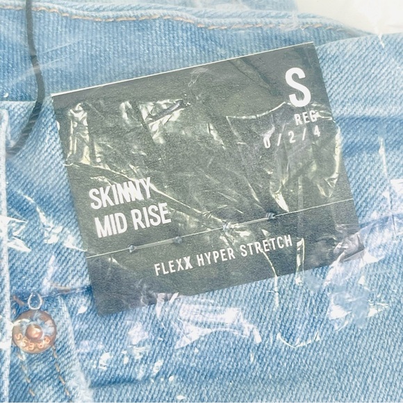 Express Mid Rise Light Wash FlexX Ripped Skinny Jeans Size S Regular - Picture 11 of 11